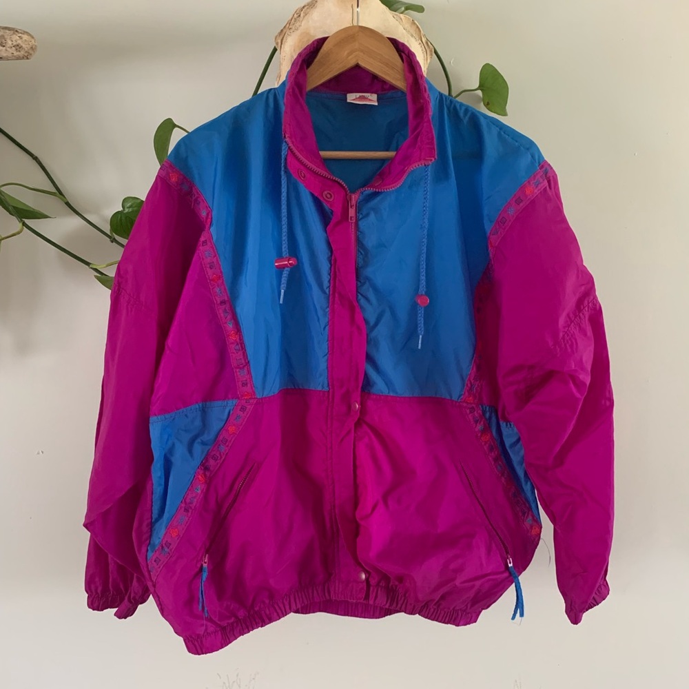 Vintage Lady Footlocker Lightweight Jacket